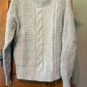 Time and Tru Gray Crewneck Sweater with Cable Knit Design